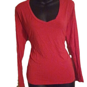 American Eagle red v neck long sleeve top. Size small. Great for Valentine's!